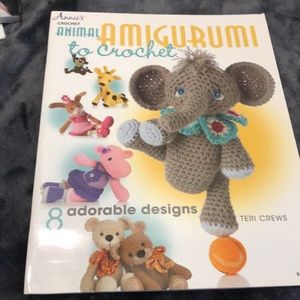 Annie’s Crochet Animal Amigurumi to Crochet